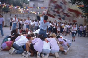 SOBRE EL FOLKLORE MOLINÉS