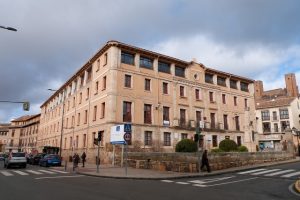 Ejemplos a copiar para la iglesia de San Martín, en Molina